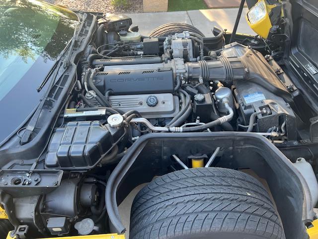 Photo of 1992 Yellow Chevrolet Corvette