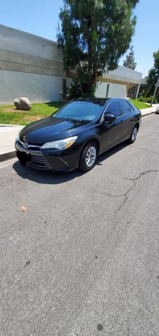 Photo of 2015 Black Toyota Camry