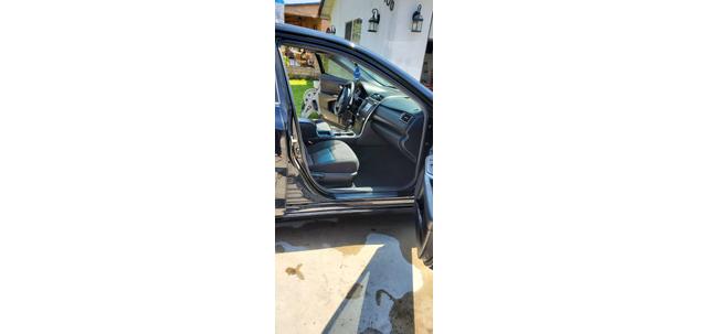 Photo of 2015 Black Toyota Camry