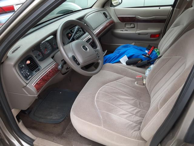 Photo of 2001 Brown Mercury Grand Marquis