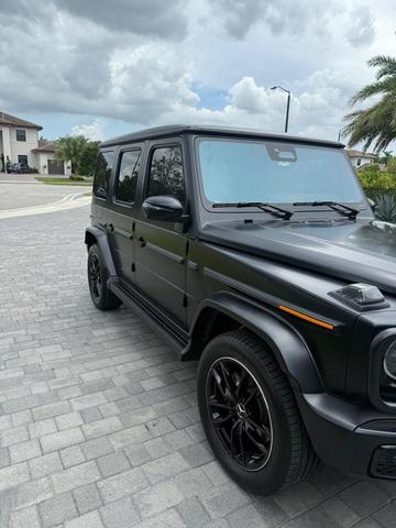 Photo of 2025 Black Mercedes-Benz G-Class