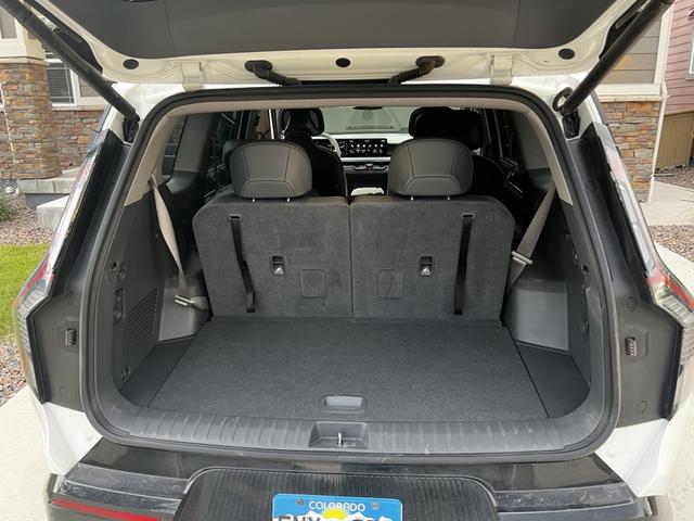 Photo of 2024 White Kia EV9