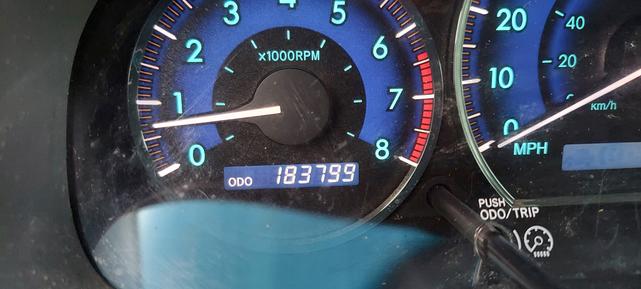 Photo of 2007 Silver Toyota Sienna