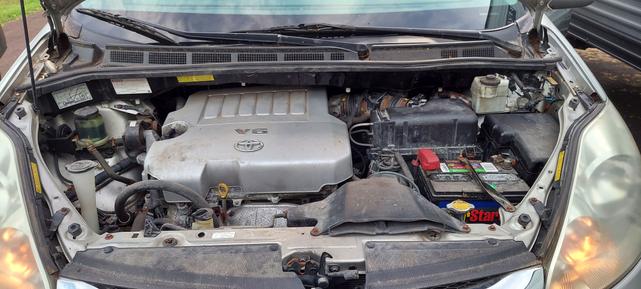 Photo of 2007 Silver Toyota Sienna