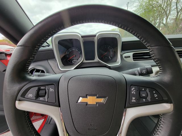 Photo of 2014 Red Chevrolet Camaro