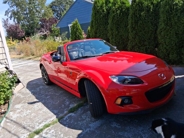 Photo of 2014 Red Mazda MX-5 Miata