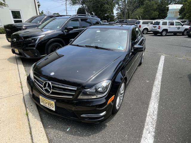 Photo of 2014 Black Mercedes-Benz C-Class