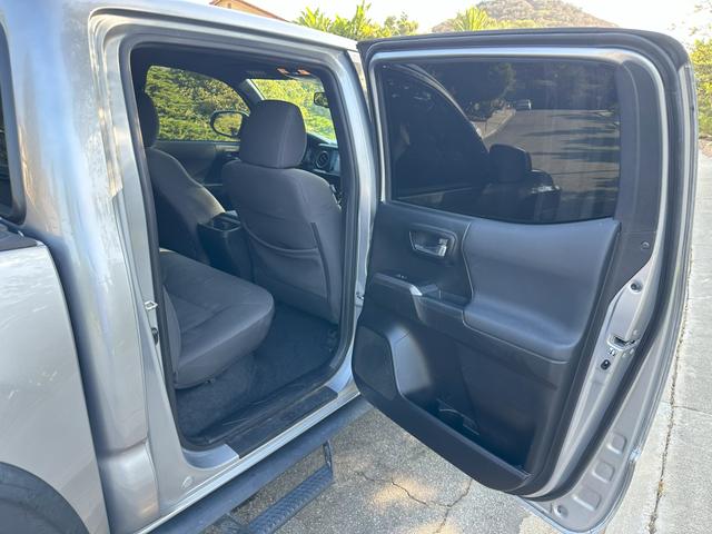 Photo of 2019 Silver Toyota Tacoma