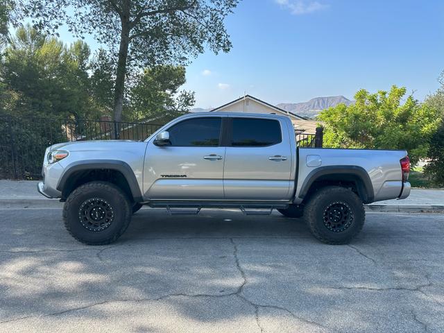Photo of 2019 Silver Toyota Tacoma