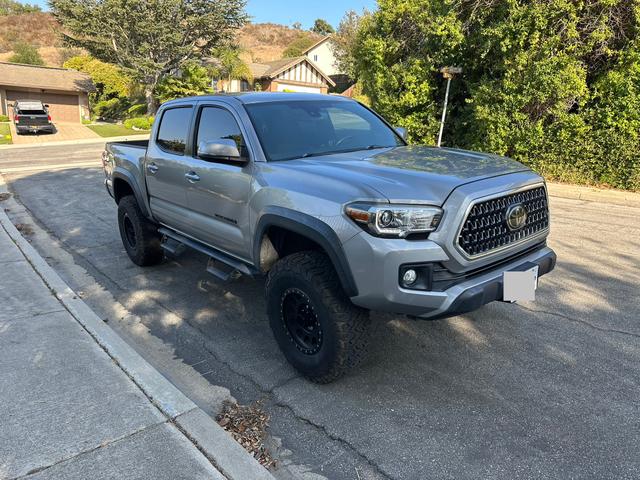 Photo of 2019 Silver Toyota Tacoma