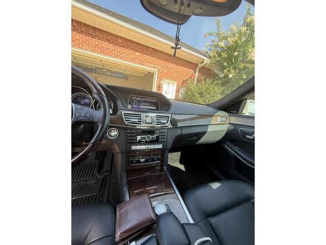 Photo of 2014 White Mercedes-Benz E-Class