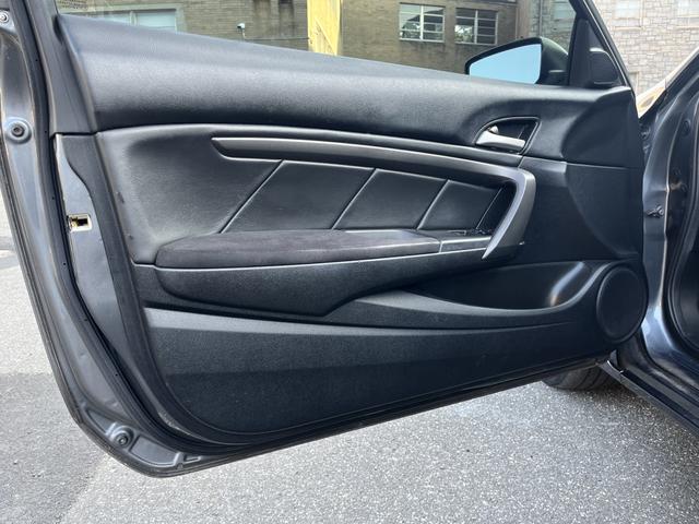 Photo of 2010 Silver Honda Accord