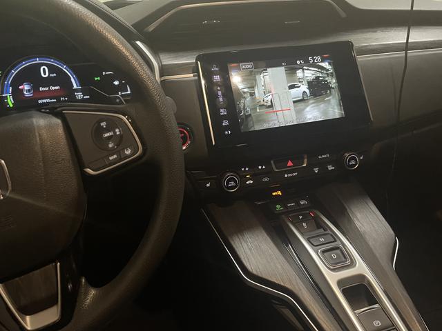 Photo of 2018 Black Honda Clarity Plug-In Hybrid