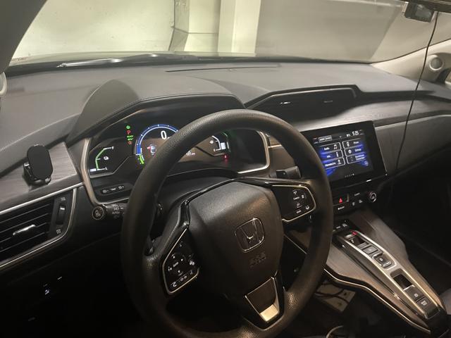 Photo of 2018 Black Honda Clarity Plug-In Hybrid