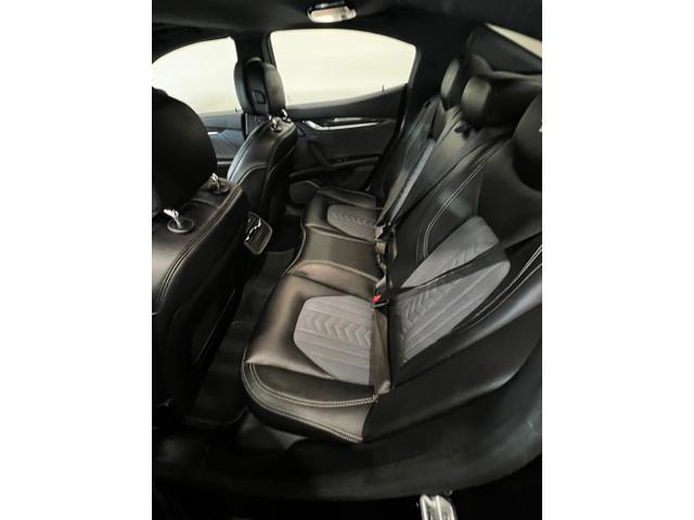 Photo of 2017 Gray Maserati Ghibli