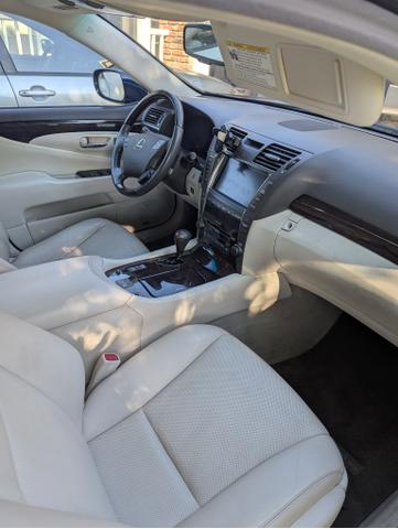 Photo of 2008 Blue Lexus LS 460