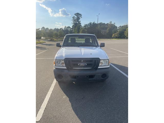 Photo of 2011 White Ford Ranger