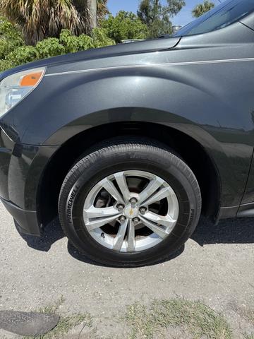 Photo of 2013 Gray Chevrolet Equinox