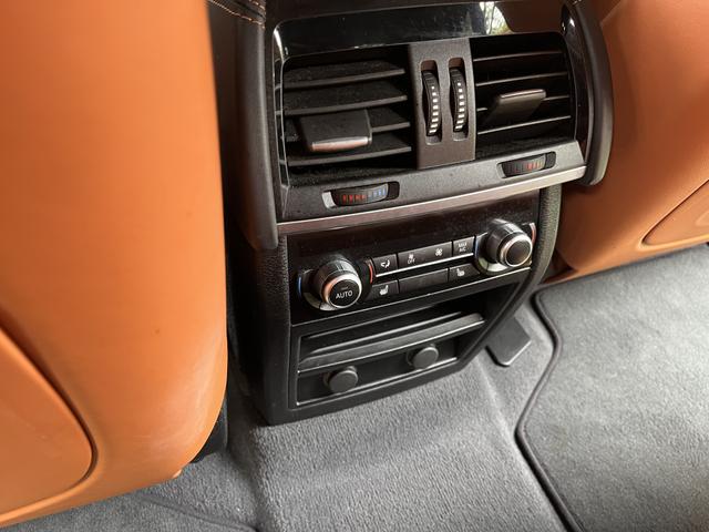 Photo of 2019 Black BMW X6 M