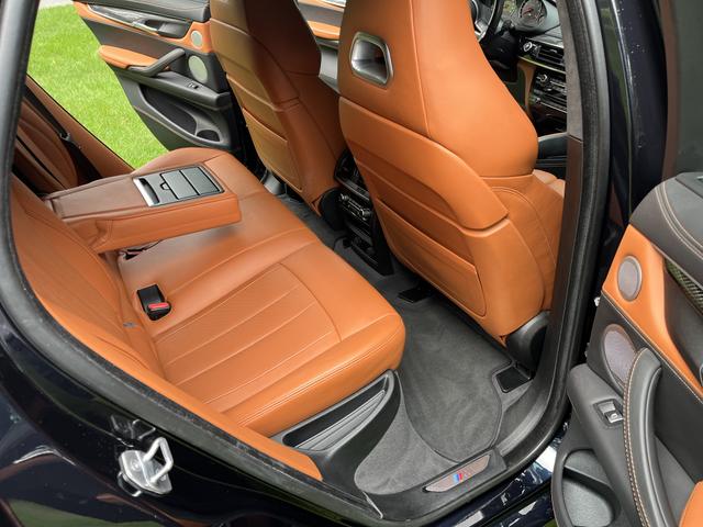 Photo of 2019 Black BMW X6 M
