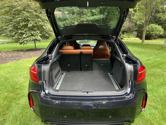 Photo of 2019 Black BMW X6 M
