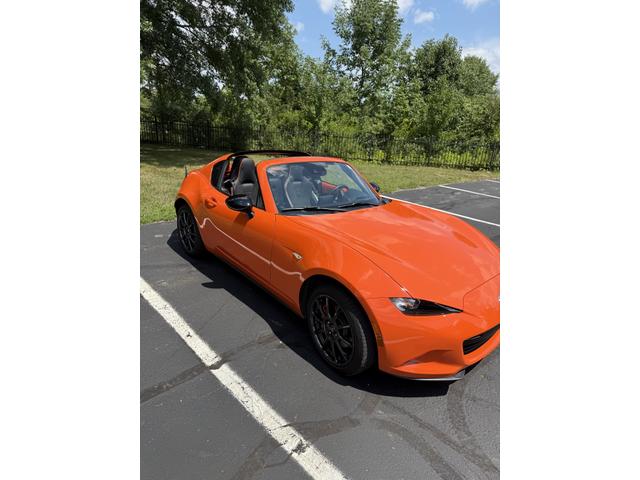 Photo of 2019 Orange Mazda MX-5 Miata RF