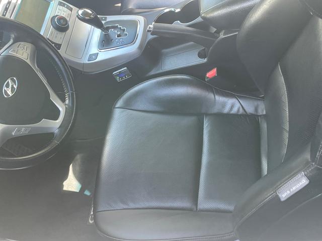 Photo of 2010 Silver Hyundai Genesis Coupe
