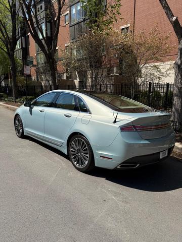 Photo of 2014 Green Lincoln MKZ Hybrid