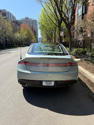 Photo of 2014 Green Lincoln MKZ Hybrid