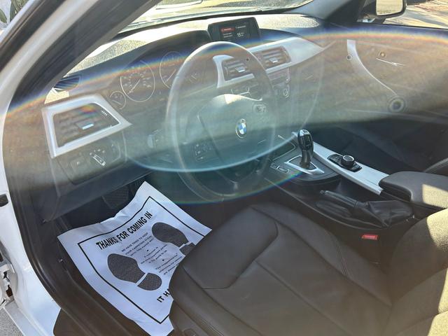 Photo of 2018 White BMW 320