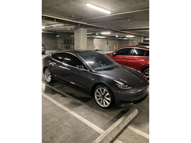 Photo of 2018 Gray Tesla Model 3