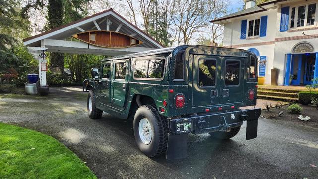 Photo of 1998 Green Am General Hummer