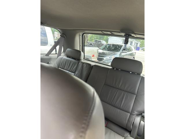 Photo of 2003 White Toyota Sequoia
