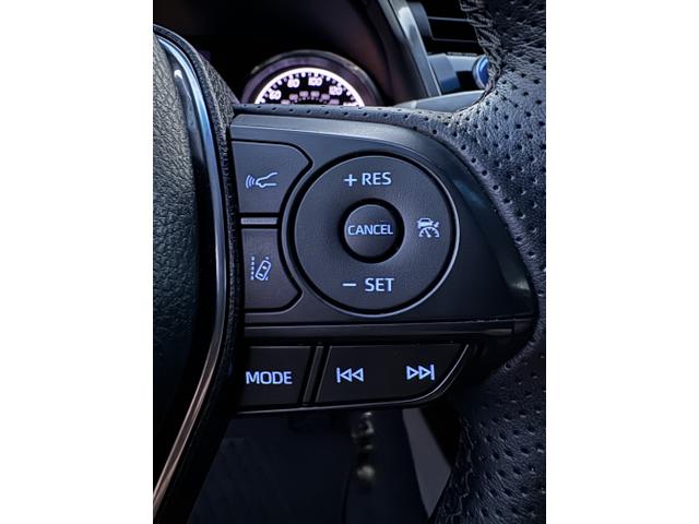 Photo of 2018 Black Toyota Camry