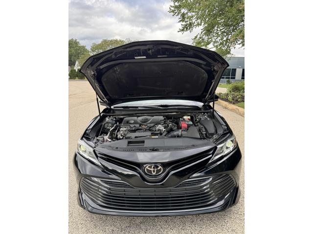 Photo of 2018 Black Toyota Camry