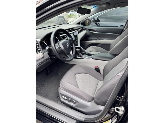 Photo of 2018 Black Toyota Camry