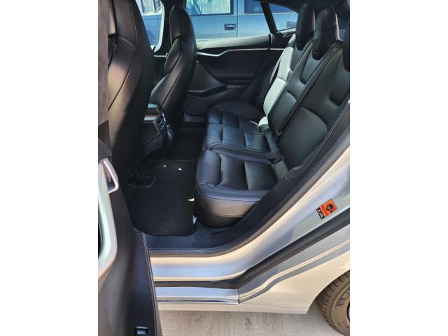 Photo of 2018 Silver Tesla Model S