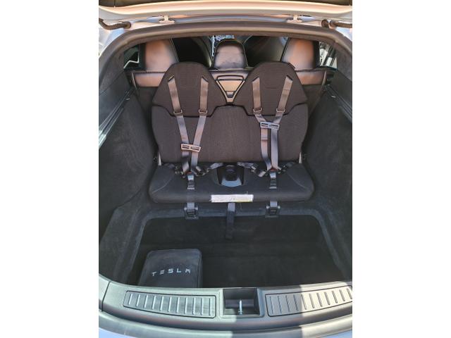 Photo of 2018 Silver Tesla Model S
