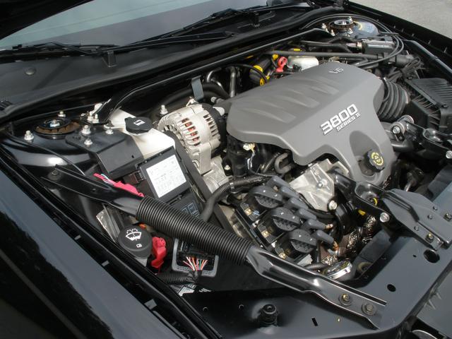 Photo of 2002 Black Chevrolet Monte Carlo