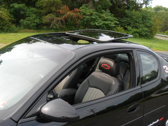 Photo of 2002 Black Chevrolet Monte Carlo