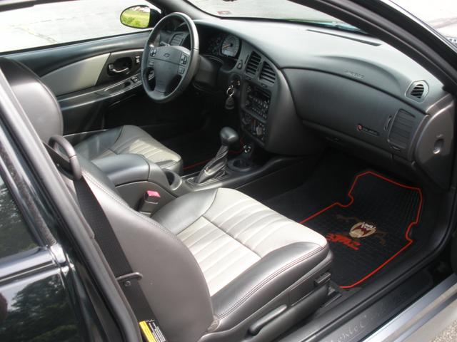 Photo of 2002 Black Chevrolet Monte Carlo