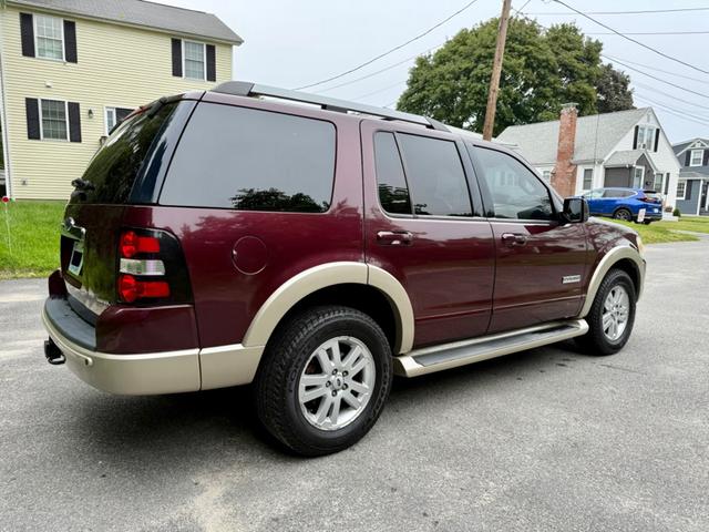 Photo of 2006 Brown Ford Explorer