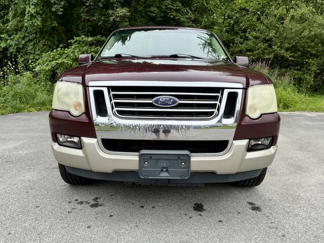 Photo of 2006 Brown Ford Explorer