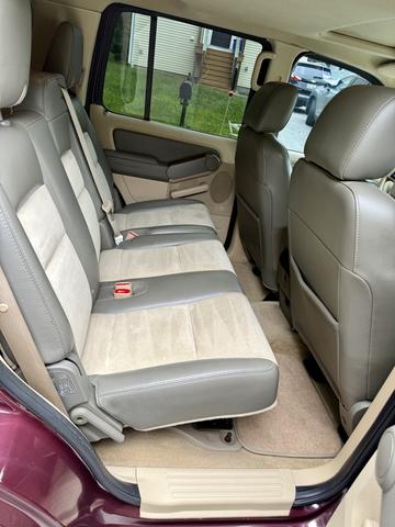 Photo of 2006 Brown Ford Explorer