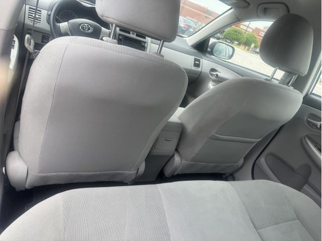 Photo of 2013 Silver Toyota Corolla