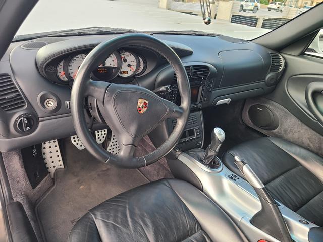 Photo of 2003 Silver Porsche 911
