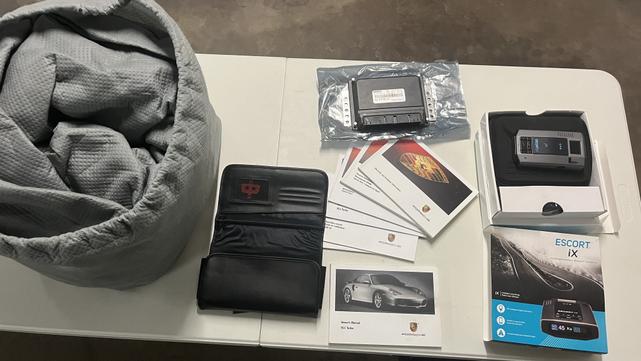 Photo of 2003 Silver Porsche 911