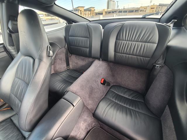 Photo of 2003 Silver Porsche 911