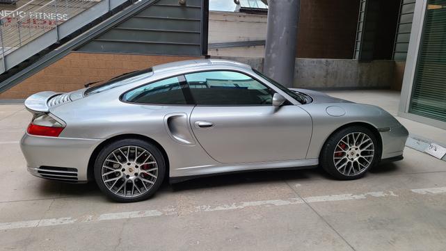 Photo of 2003 Silver Porsche 911