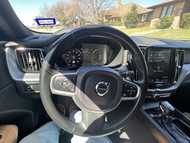 Photo of 2020 White Volvo XC60